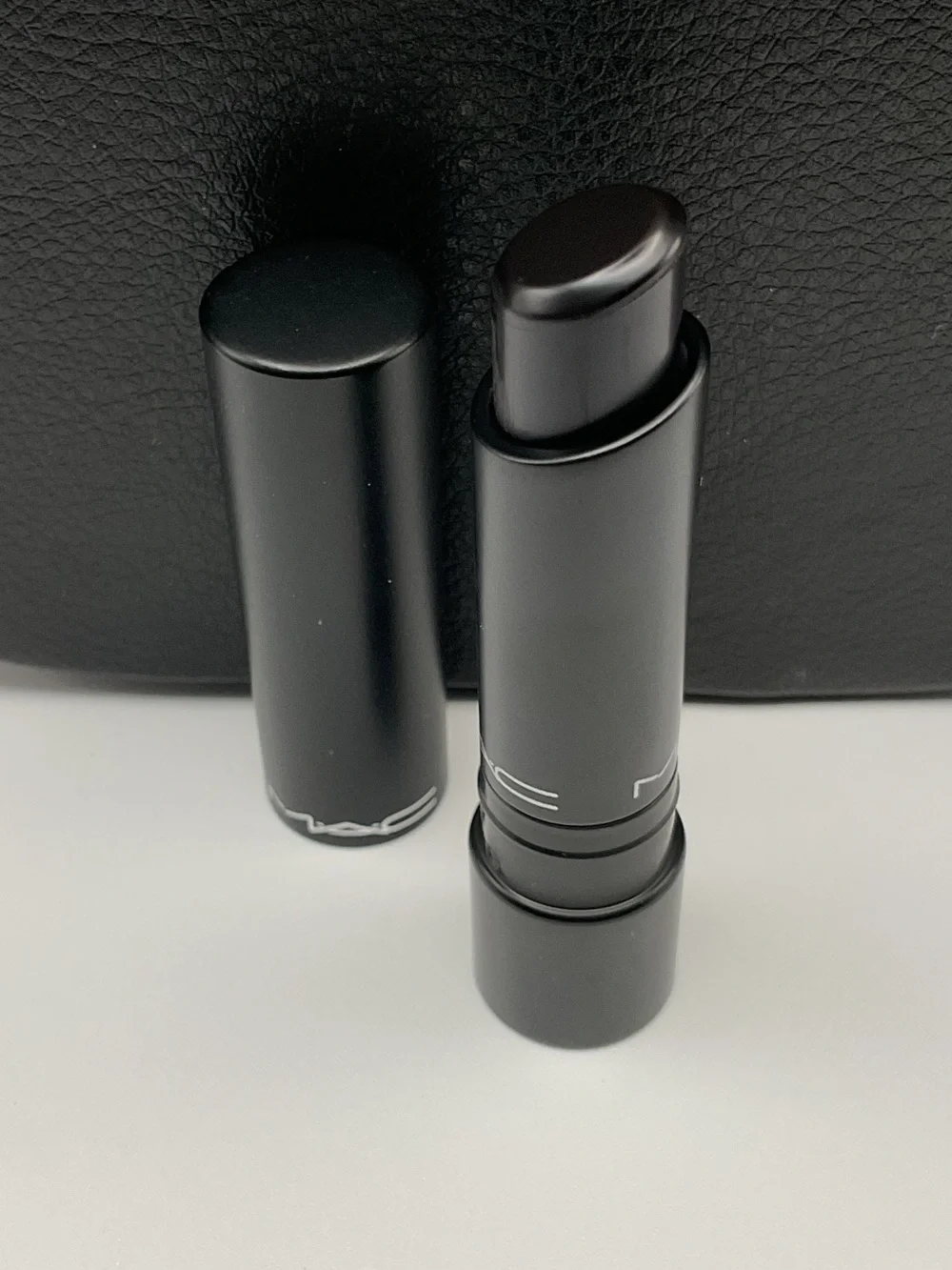 MAC Cosmetics Liptensity Lipstick in Stallion - BNWOB & Discontinued